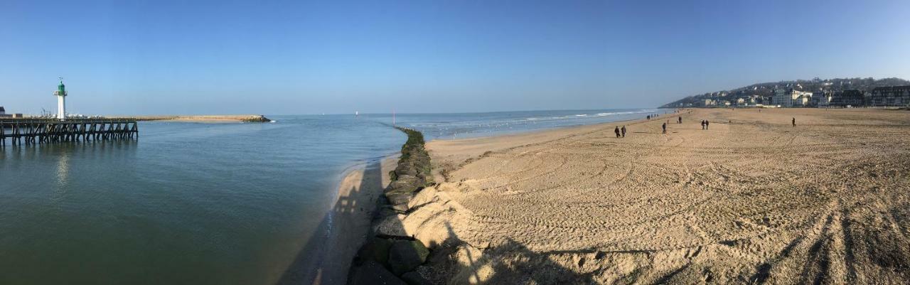 Les Quais De Trouville Kültér fotó